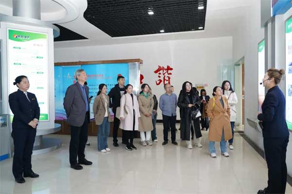 Óë»áÖ°Ô±ÂÃÐм¯ÍÅ Óë»áÖ°Ô±ÂÃÐм¯ÍÅ